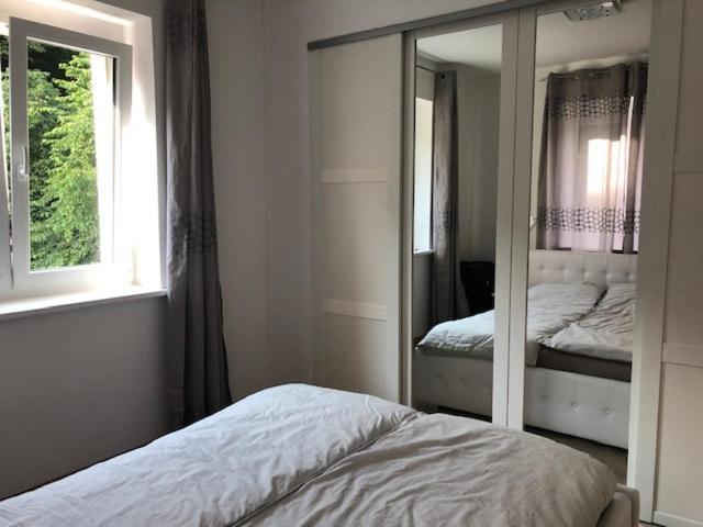 Velden View Ferienwohnung Mit Grosser Sonnenterrasse Und See- Und Karawankenblick Velden am Wörthersee Dış mekan fotoğraf