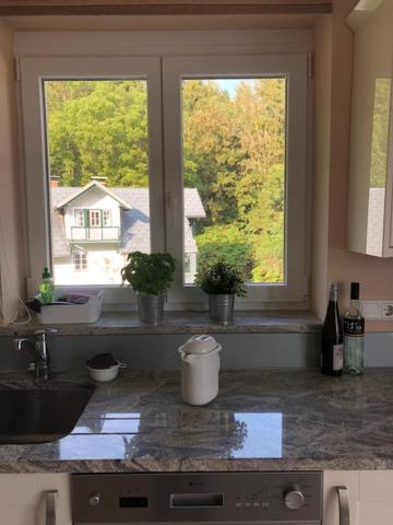 Velden View Ferienwohnung Mit Grosser Sonnenterrasse Und See- Und Karawankenblick Velden am Wörthersee Dış mekan fotoğraf